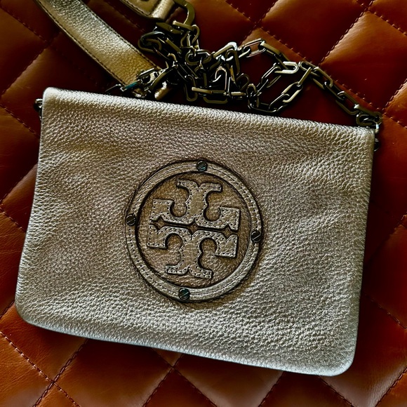 Tory Burch Handbags - TORY BURCH Metallic Crossbody/Clutch